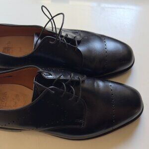 Cap-toe Oxford Dress Shoe